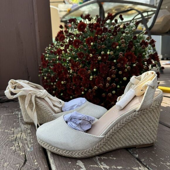 Kelly‎ & Katie Hanah Espadrilles Metallic Wrap  Cream Sandals Women Shoes Size 8 - Picture 2 of 15